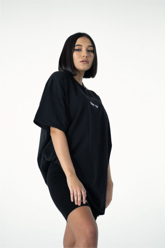 BASIC TEE - BLACK - Image 2