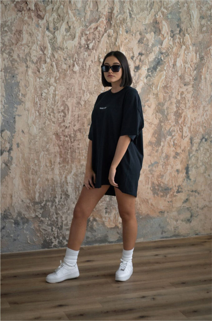 BASIC TEE - BLACK - Image 7