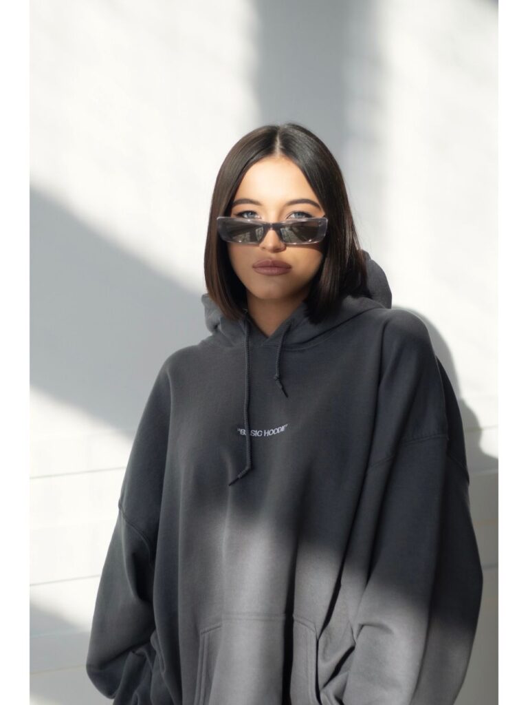 BASIC HOODIE - GREY - Image 4