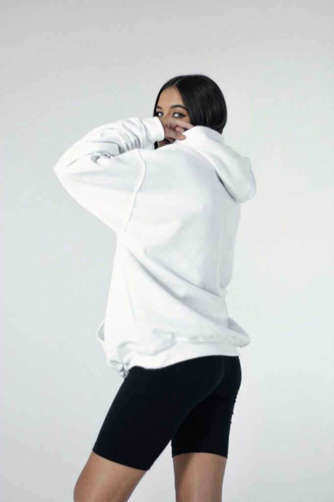 BASIC HOODIE - WHITE - Image 3