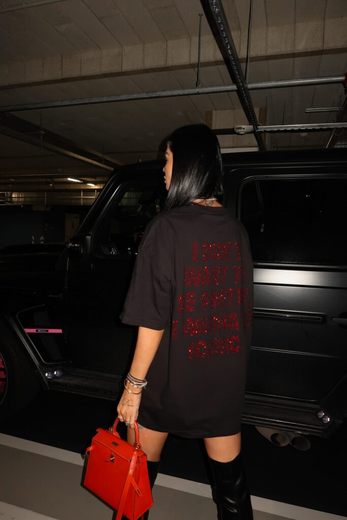 ICONIC TEE - RED - Image 6