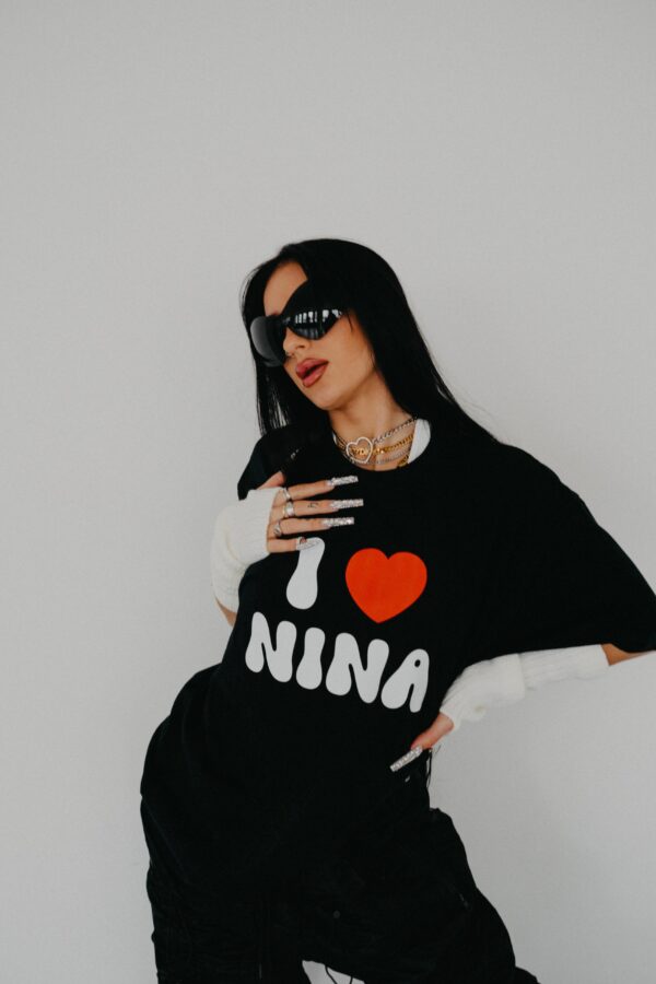 NINA TEE - BLACK