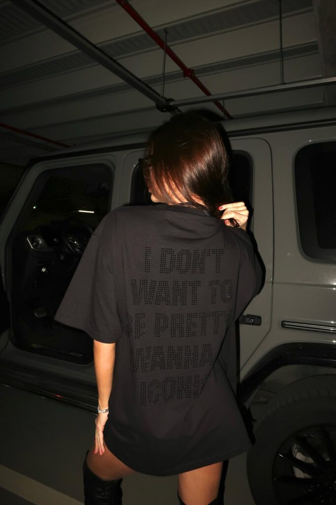 ICONIC TEE - BLACK - Image 5
